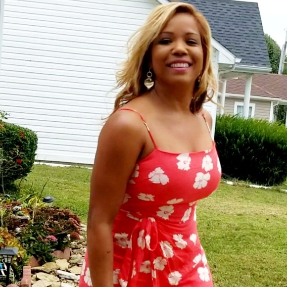 Meet your Posher, Rose - Picture 1 of 1